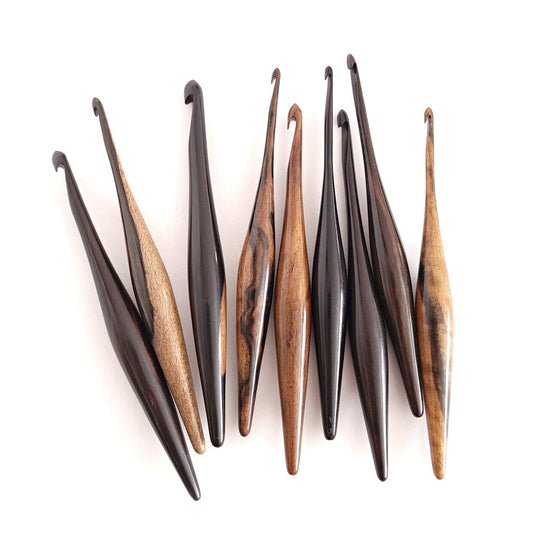 Furls Ebony Streamline Wood Crochet Hooks – Numana Yarns