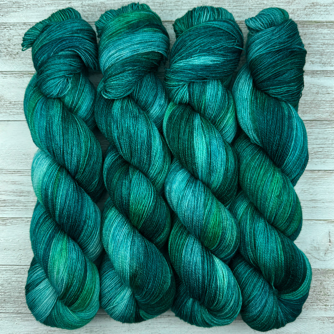 Fosbury Lace - Green Dream