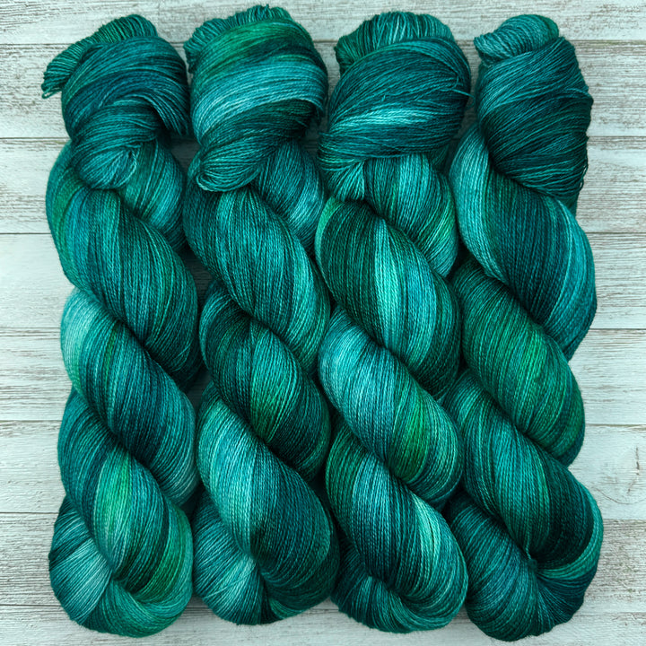 Fosbury Lace - Green Dream