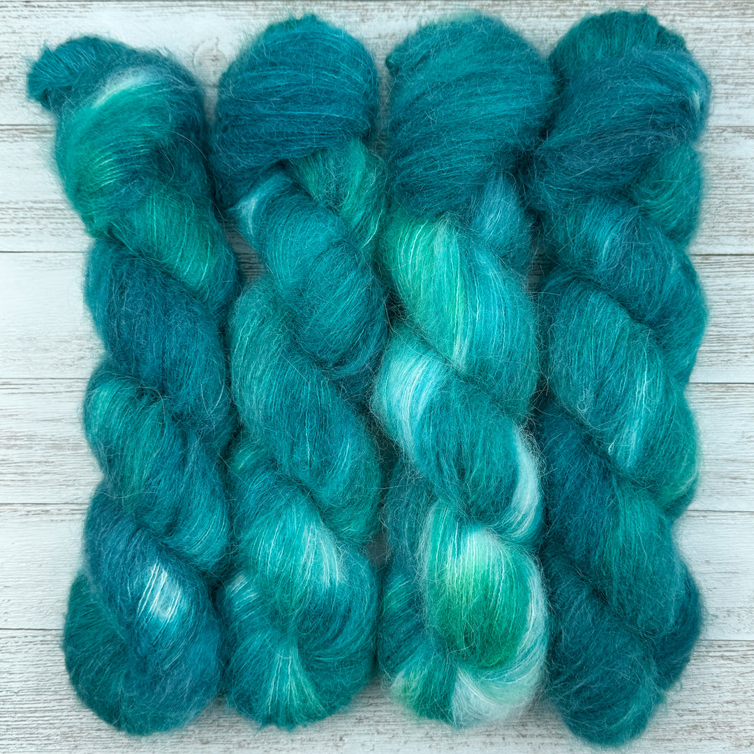 Athabascan Suri Silk - Green Dream