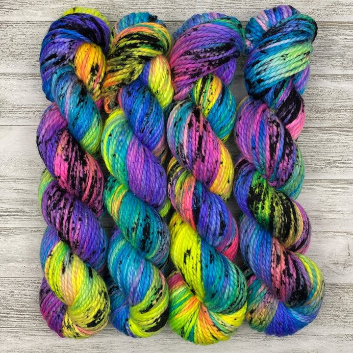Salisbury Bulky - Hypercolored